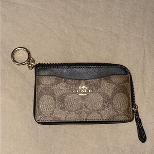 Coach Multifunctional Signature Zip Around Card Case with Black Trim and Keyring